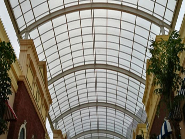 湖州屋面网架顶棚吊装方案